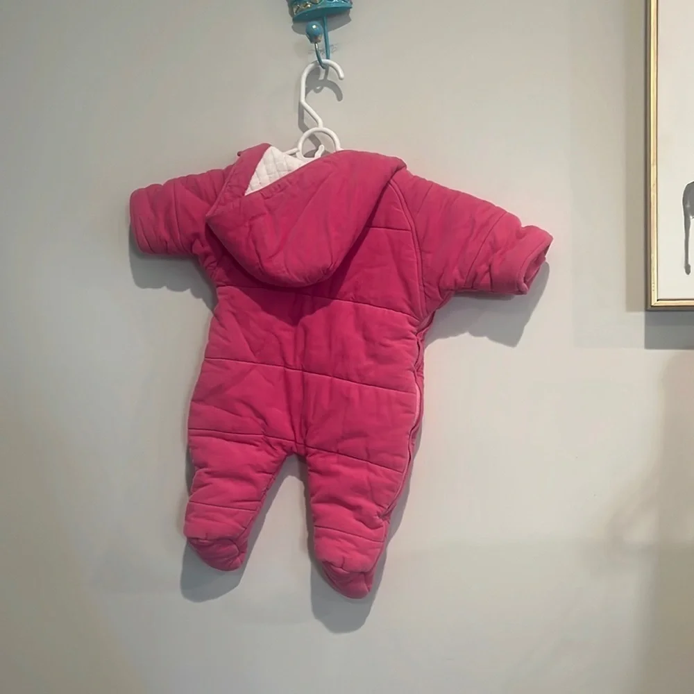 RALPH LAUREN PINK SNOWSUIT size 3 months.